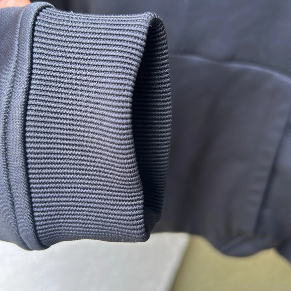 Under Armour men’s size M hoodie - Picture 4 of 7